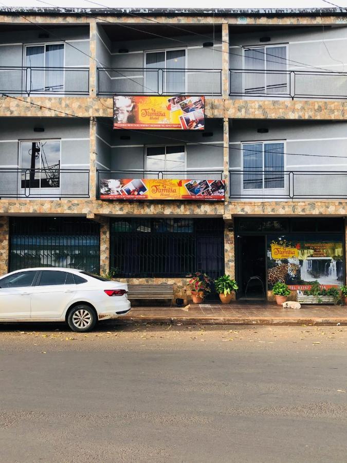 La Familia Hotel Puerto Iguazu Luaran gambar