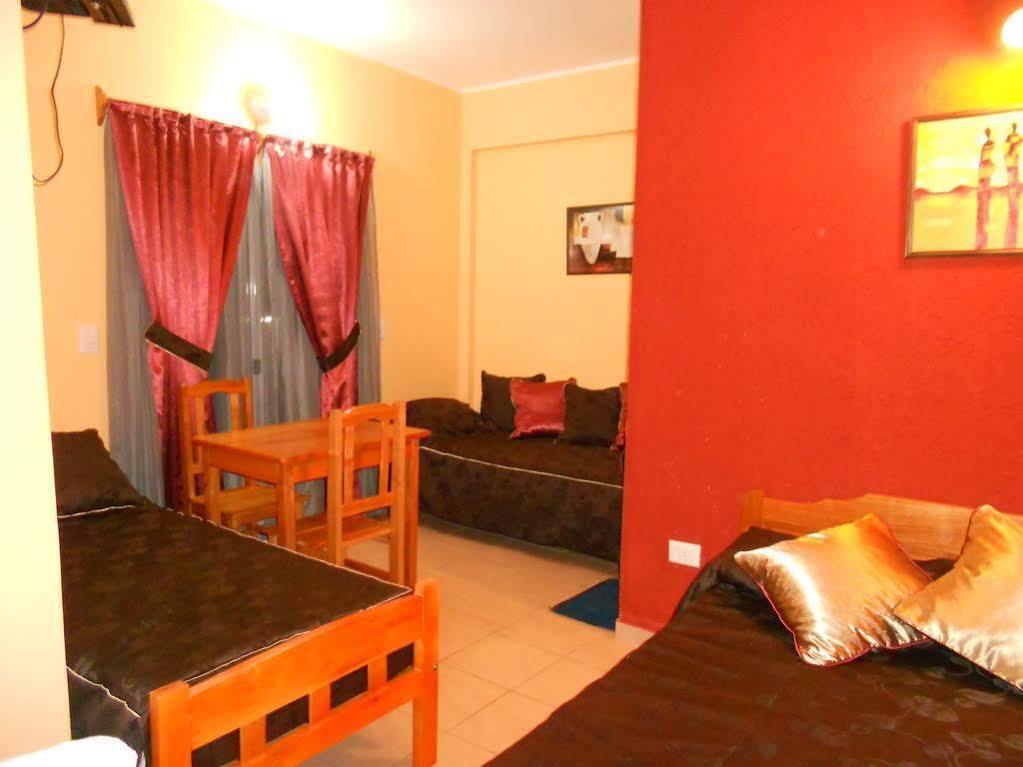 La Familia Hotel Puerto Iguazu Luaran gambar