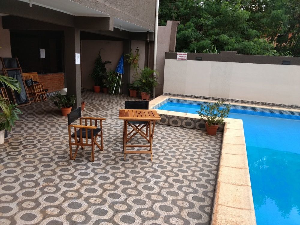 La Familia Hotel Puerto Iguazu Luaran gambar