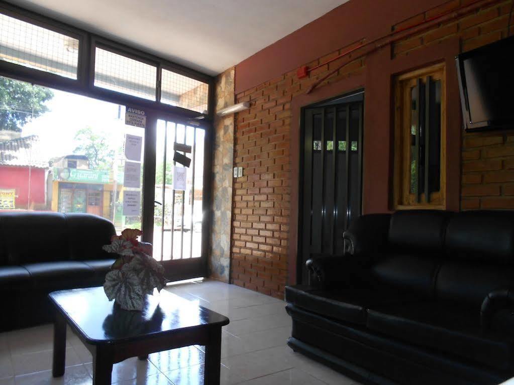 La Familia Hotel Puerto Iguazu Luaran gambar